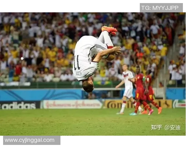 中国足球球星经典庆祝动作合集 展现激情与荣耀的时刻